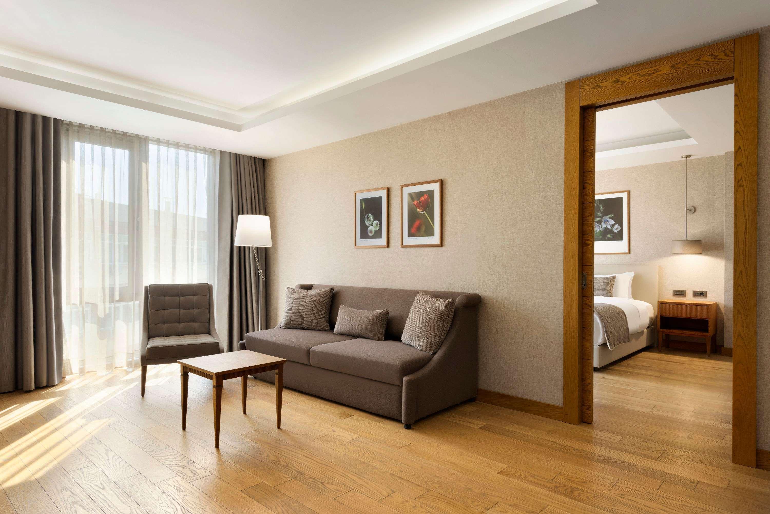 Ramada Hotel & Suites Adana Eksteriør billede