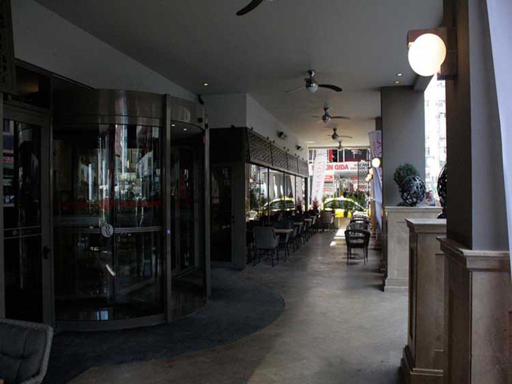 Ramada Hotel & Suites Adana Eksteriør billede